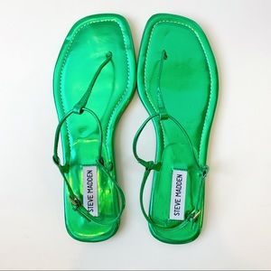 Adorable Steve Madden Sandals!!